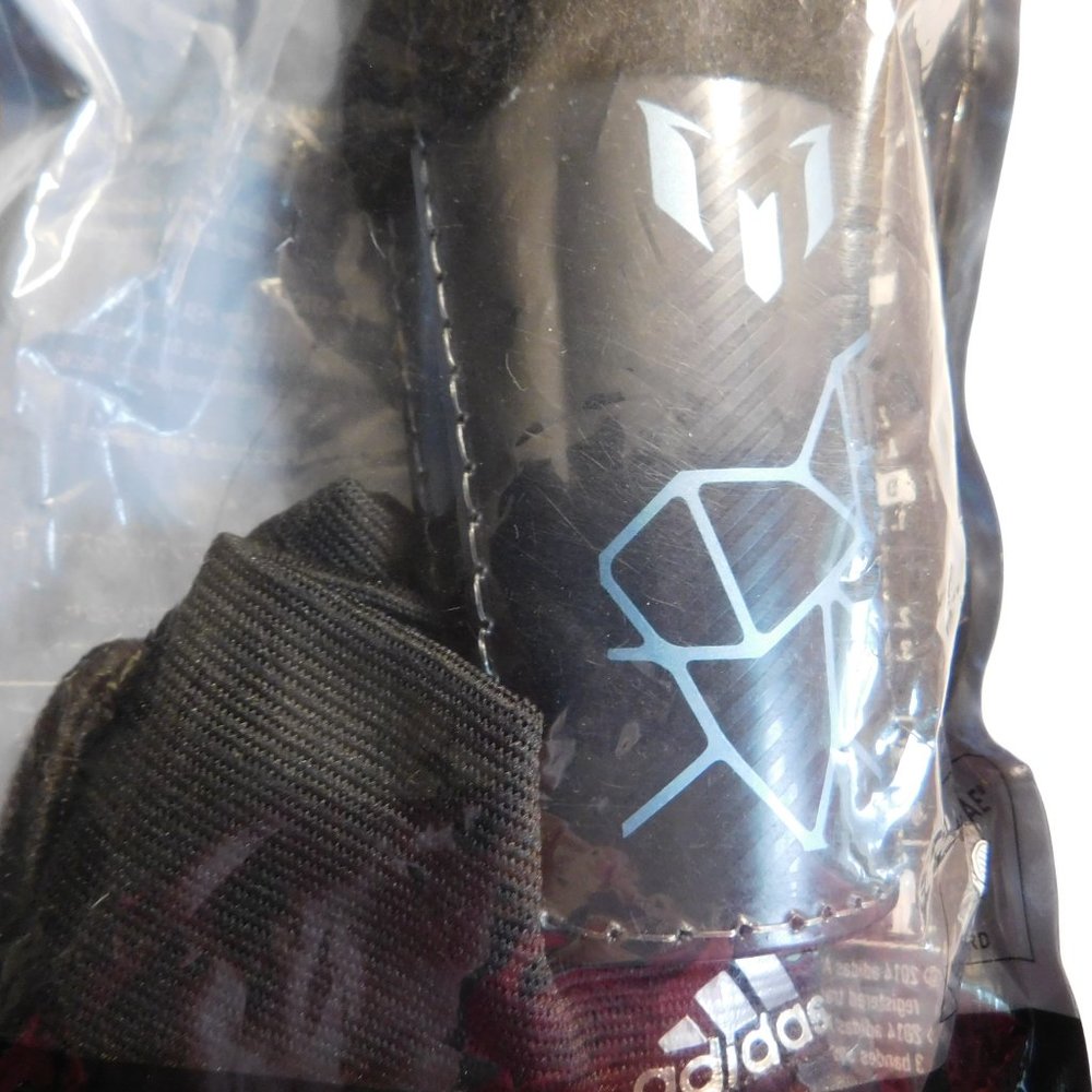 Adidas Messi Soccer Shinguard Size Small Ages 3-5 - Picture 2 of 6